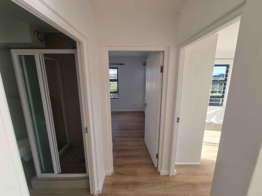 To Let 2 Bedroom Property for Rent in Burgundy Estate Western Cape